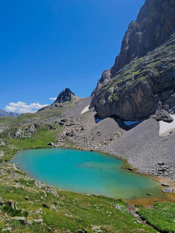 lac de montagne